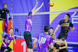 百家乐新手进阶的第一年（从入门到进阶：百家乐新手的第一年）